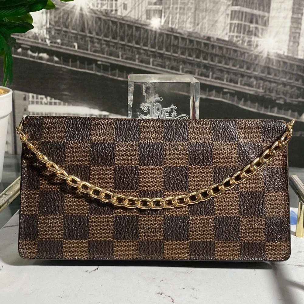 Authentic Louis Vuitton Damier Checkbook/Phone Long Wallet